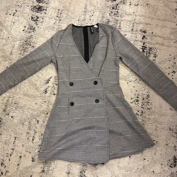 H&M plaid skort dress - US 4 - Picture 1 of 1